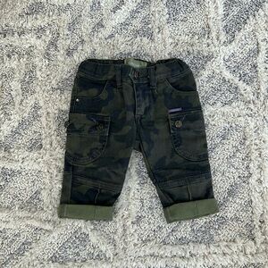 Diesel baby boy size 6 months camouflage print cargo jeans